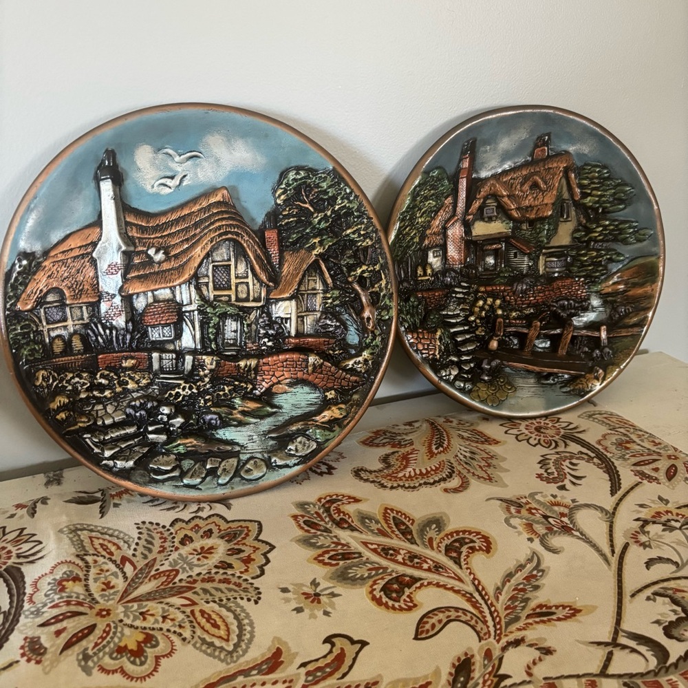 Lot of 2 Vintage 3D Chalkware Wall Plaque with Cottage Life Scene 11” by 11”